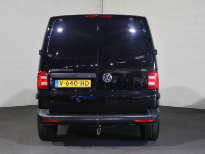 Volkswagen Transporter 2.0 TDI L1 H1 Airco Geisoleerde Laadruimte foto 10
