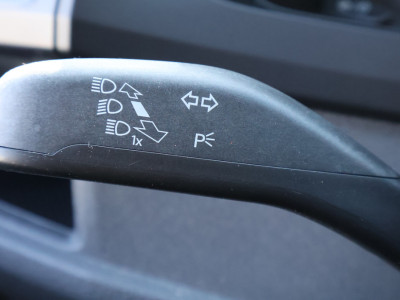 Volkswagen Transporter 2.0 TDI L1 H1 Airco Geisoleerde Laadruimte foto 17