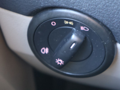 Volkswagen Transporter 2.0 TDI L1 H1 Airco Geisoleerde Laadruimte foto 20