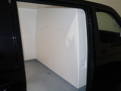 Volkswagen Transporter 2.0 TDI L1 H1 Airco Geisoleerde Laadruimte foto 9