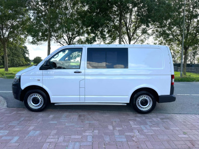 Volkswagen Transporter 2.0 TDI L1H1 BMT 140 PK Marge foto 3