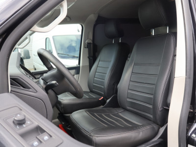 Volkswagen Transporter 2.0 TDI L1 H1 Black Edition foto 2
