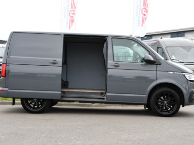Volkswagen Transporter 2.0 TDI L1H1 Bulli Virtual, Camera, Cruise, Carplay, LED, Multimedia, 150pk, Leder, Uniek! foto 11