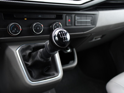 Volkswagen Transporter 2.0 TDI L1H1 Bulli Virtual, Camera, Cruise, Carplay, LED, Multimedia, 150pk, Leder, Uniek! foto 20