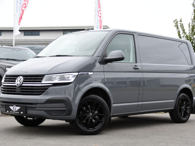 Volkswagen Transporter 2.0 TDI L1H1 Bulli Virtual, Camera, Cruise, Carplay, LED, Multimedia, 150pk, Leder, Uniek! foto 4