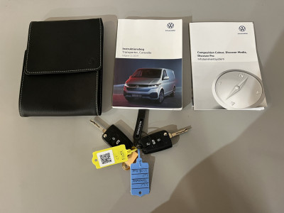 Volkswagen Transporter 2.0 TDI L1H1 / Euro 6 / Airco / CarPlay / Cruise Control / Trekhaak / PDC / 3-Zits foto 21