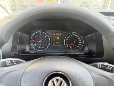 Volkswagen Transporter 2.0 TDI L1H1 Highline | Airco | Nieuwe Motor bij 240.000 | Inrichting | APK 03/27 foto 12