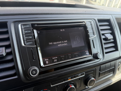 Volkswagen Transporter 2.0 TDI L1H1 Highline | Airco | Nieuwe Motor bij 240.000 | Inrichting | APK 03/27 foto 15