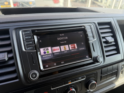 Volkswagen Transporter 2.0 TDI L1H1 Highline | Airco | Nieuwe Motor bij 240.000 | Inrichting | APK 03/27 foto 16
