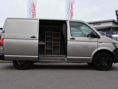 Volkswagen Transporter 2.0 TDI L1H1 PB Edition Camera, Airco, Trekhaak, Multimedia, 85pk, Radio, Uniek! foto 11