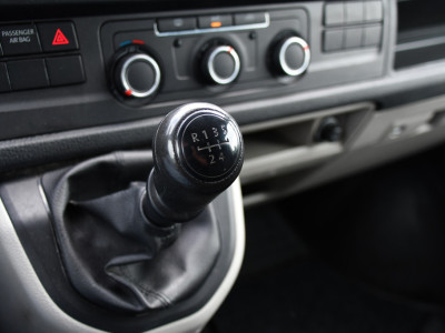 Volkswagen Transporter 2.0 TDI L1H1 PB Edition Camera, Airco, Trekhaak, Multimedia, 85pk, Radio, Uniek! foto 18