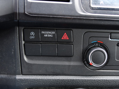 Volkswagen Transporter 2.0 TDI L1H1 PB Edition Camera, Airco, Trekhaak, Multimedia, 85pk, Radio, Uniek! foto 19