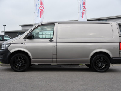 Volkswagen Transporter 2.0 TDI L1H1 PB Edition Camera, Airco, Trekhaak, Multimedia, 85pk, Radio, Uniek! foto 9