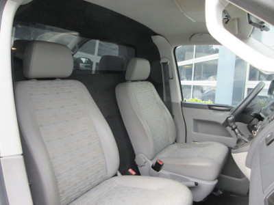 Volkswagen Transporter 2.0 TDI L1H1 airco trekhaak foto 7