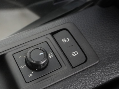 Volkswagen Transporter 2.0 TDI L2 Dubbele Cabine | Airco | Cruise | Navi | Trekhaak | €8.900,- Ex. BTW foto 15