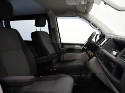 Volkswagen Transporter 2.0 TDI L2 Dubbele Cabine | Airco | Cruise | Navi | Trekhaak | €8.900,- Ex. BTW foto 3