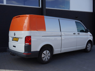 Volkswagen Transporter 2.0 TDI L2 EURO 6 - Airco - Navi - Cruise - €13.950,- Excl. foto 2
