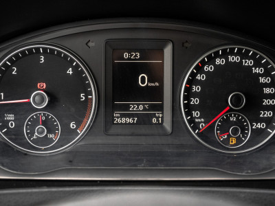 Volkswagen Transporter 2.0 TDI L2H1 | 140 PK | 5-Zits | Cruise | Airco | Trekhaak 16