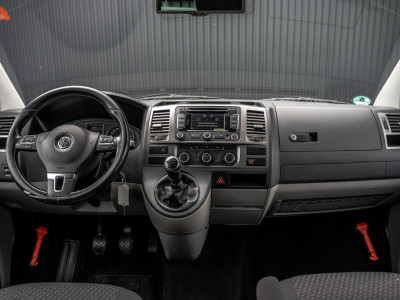 Volkswagen Transporter 2.0 TDI L2H1 | 140 PK | 5-Zits | Cruise | Airco | Trekhaak 21