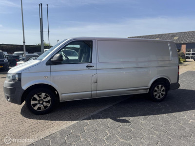Volkswagen Transporter 2.0 TDI L2H1 140 pk foto 2