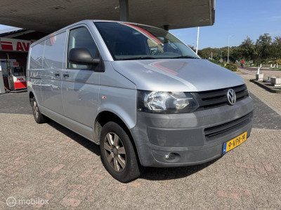 Volkswagen Transporter 2.0 TDI L2H1 140 pk foto 3