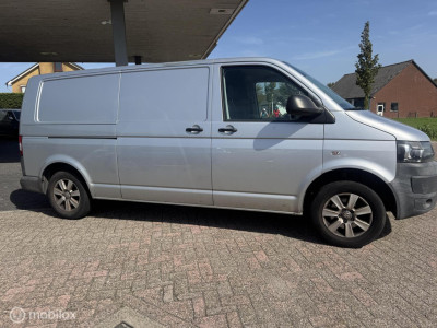 Volkswagen Transporter 2.0 TDI L2H1 140 pk foto 4