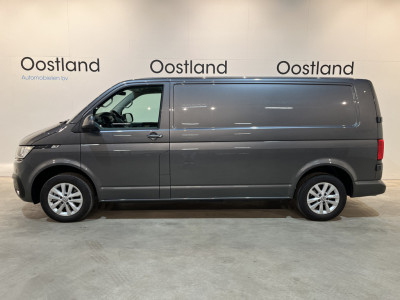 Volkswagen Transporter 2.0 TDI L2H1 150 PK Automaat / Euro 6 / Airco / CarPlay / Cruise Control / Navigatie / Trekhaak / PDC / 37.200 KM !! MARGE !!! 4