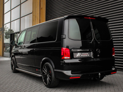Volkswagen Transporter 2.0 TDI L2H1 150PK BULLI DC DUBBEL CABINE / JB-EDITION / FULL OPTIONS / LEDER BEKLEDING / FULL BLACK /APPLE 10