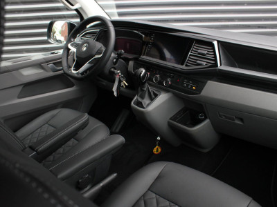 Volkswagen Transporter 2.0 TDI L2H1 150PK BULLI DC DUBBEL CABINE / JB-EDITION / FULL OPTIONS / LEDER BEKLEDING / FULL BLACK /APPLE 13