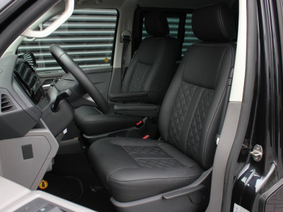 Volkswagen Transporter 2.0 TDI L2H1 150PK BULLI DC DUBBEL CABINE / JB-EDITION / FULL OPTIONS / LEDER BEKLEDING / FULL BLACK /APPLE 14