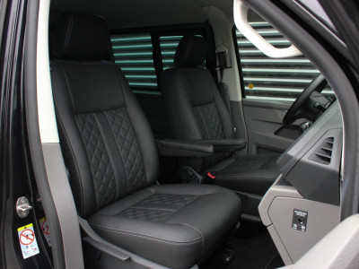 Volkswagen Transporter 2.0 TDI L2H1 150PK BULLI DC DUBBEL CABINE / JB-EDITION / FULL OPTIONS / LEDER BEKLEDING / FULL BLACK/ APPLE 14