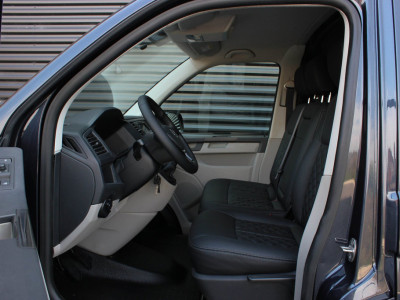 Volkswagen Transporter 2.0 TDI L2H1 150PK JB-EDITION / PDC / VERLAGINGSVEREN / LEDEREN BEKLEDING / FULL / APPLE CARPLAY /NAVIGATIE foto 13