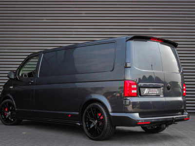 Volkswagen Transporter 2.0 TDI L2H1 150PK JB-EDITION / PDC / VERLAGINGSVEREN / LEDEREN BEKLEDING / FULL / APPLE CARPLAY /NAVIGATIE foto 4