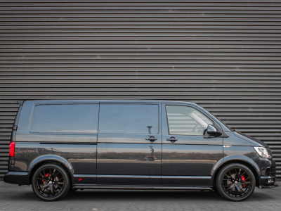 Volkswagen Transporter 2.0 TDI L2H1 150PK JB-EDITION / PDC / VERLAGINGSVEREN / LEDEREN BEKLEDING / FULL / APPLE CARPLAY /NAVIGATIE foto 6