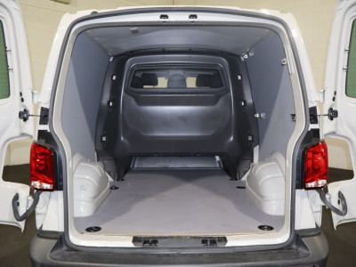 Volkswagen Transporter 2.0 TDI L2 H1 150pk Automaat DC foto 14