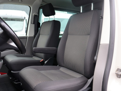 Volkswagen Transporter 2.0 TDI L2 H1 150pk Automaat DC foto 2