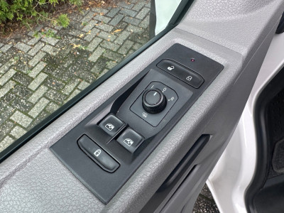 Volkswagen Transporter 2.0 TDI L2H1 28 110PK | AIRCO | NAVI | PDC | Cruise Control | DAB+ foto 17