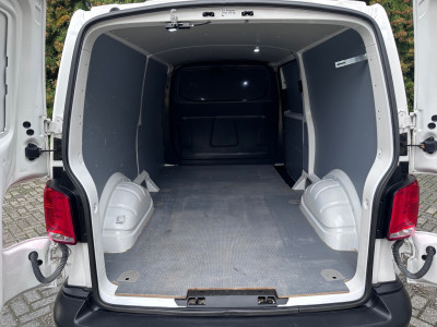 Volkswagen Transporter 2.0 TDI L2H1 28 110PK | AIRCO | NAVI | PDC | Cruise Control | DAB+ foto 3