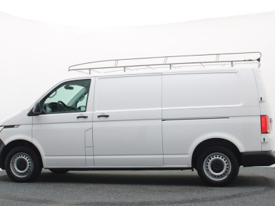 Volkswagen Transporter 2.0 TDI L2H1 28 Comfortline 2x schuifdeur, Trekhaak, Cruise, Navigatie, Airco, Apple CarPlay foto 19