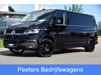 Volkswagen Transporter 2.0 TDI L2H1 30 Bulli Black Edition Virtual, Adaptieve Cruise, Camera, LED, Stoelverwarming, Trekhaak, Automaat, Multimedia, 150pk, Uniek!