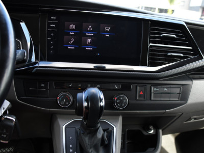 Volkswagen Transporter 2.0 TDI L2H1 30 Bulli Black Edition Virtual, Adaptieve Cruise, Camera, LED, Stoelverwarming, Trekhaak, Automaat, Multimedia, 150pk, Uniek! foto 19