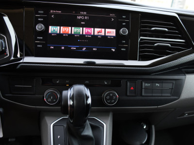 Volkswagen Transporter 2.0 TDI L2H1 30 Bulli Virtual, Adaptieve Cruise, Carplay, LED, Stoelverwarming, Standkachel, Trekhaak, Automaat, Multimedia, 150pk, Uniek! 18