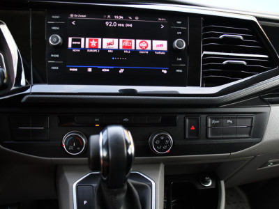 Volkswagen Transporter 2.0 TDI L2H1 30 Bulli Virtual, Cruise, Camera, Carplay, LED, Automaat, 150pk, Multimedia, Sensoren, Airco, Uniek! foto 18