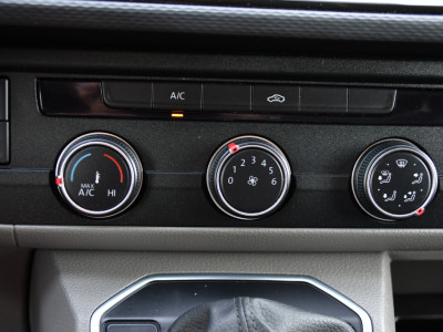 Volkswagen Transporter 2.0 TDI L2H1 30 Bulli Virtual, Cruise, Camera, Carplay, LED, Automaat, 150pk, Multimedia, Sensoren, Airco, Uniek! foto 20