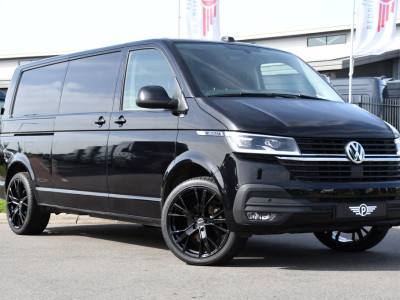 Volkswagen Transporter 2.0 TDI L2H1 30 Bulli Virtual, Cruise, Camera, Carplay, LED, Automaat, 150pk, Multimedia, Sensoren, Airco, Uniek! foto 5