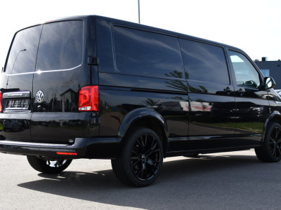 Volkswagen Transporter 2.0 TDI L2H1 30 Bulli Virtual, Cruise, Camera, Carplay, LED, Automaat, 150pk, Multimedia, Sensoren, Airco, Uniek! foto 6
