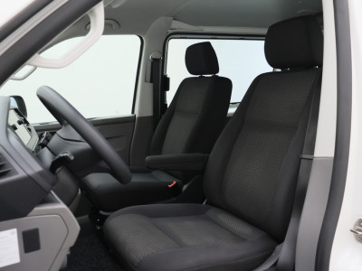 Volkswagen Transporter 2.0 TDI L2H1 30 DC 150 PK, Airco, Cruise, Apple Carplay, DAB, PDC, Trekhaak, 16 foto 10