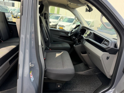 Volkswagen Transporter 2.0 TDI L2H1 30 DC / 6 pers / App connect / Dubbel cabine foto 4