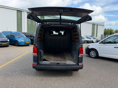 Volkswagen Transporter 2.0 TDI L2H1 30 DC / 6 pers / App connect / Dubbel cabine foto 7