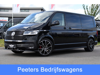 Volkswagen Transporter 2.0 TDI L2H1 30 DC Bulli Black Edition Adaptieve Cruise, Virtual, Camera, Carplay, Stoelverwarming, LED, 2 x Schuifdeur, Automaat, Trekhaak, Sensoren, Uniek!